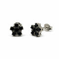 ARETES FLOR DE PLATA CON ZIRCONIA CÚBICA NEGRA
