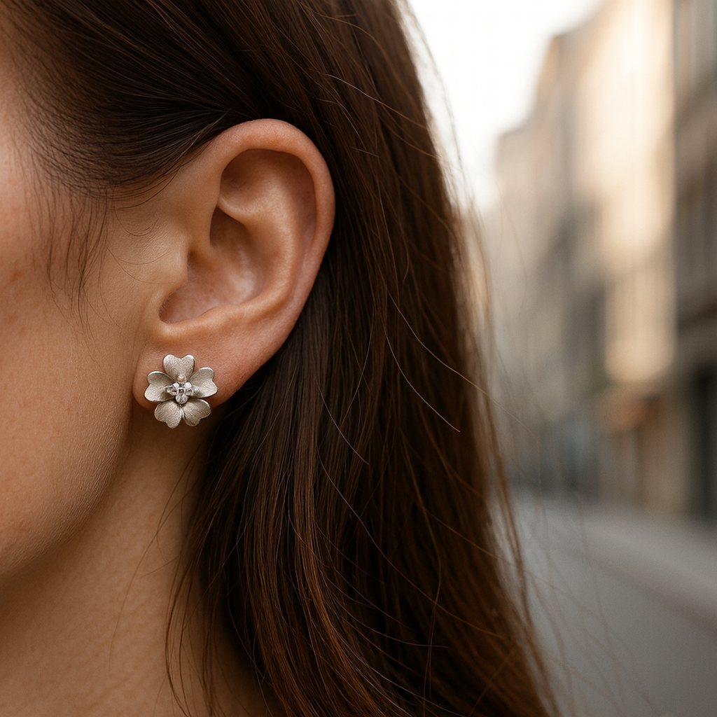 ARETES FLORES DE PLATA