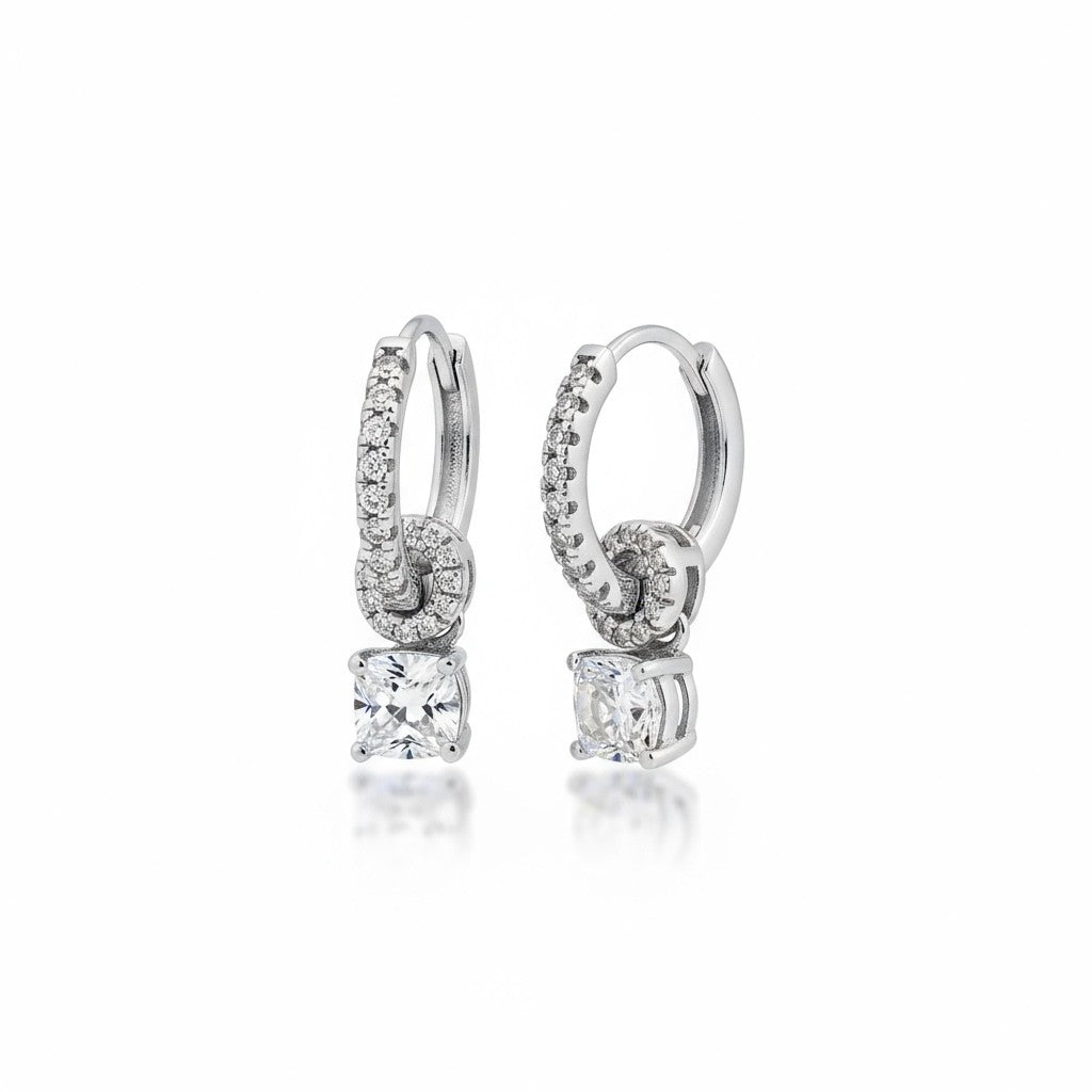 ARETES GOTA DE DIAMANTE DE PLATA CON MOISSANITA