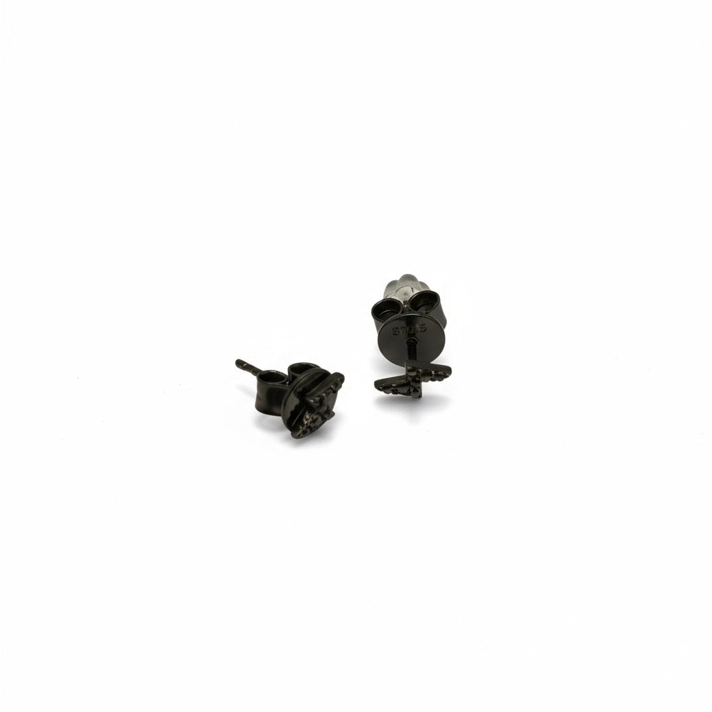 ARETES RAYO DE PLATA CON MOISSANITA NEGRA